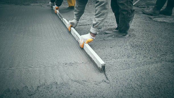 Best Commercial Concrete Services in North Les, AK
